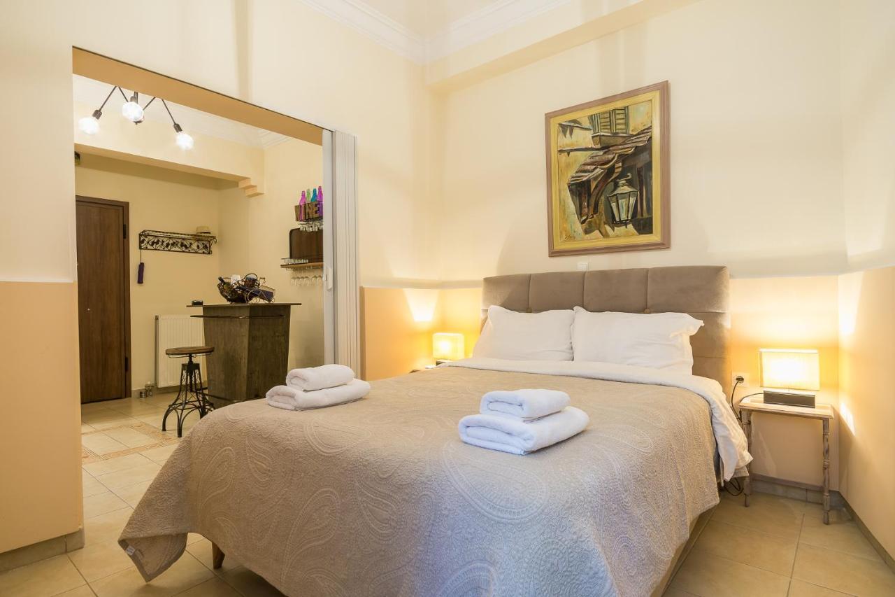 مبيت وإفطار أثينا Family House Next To Acropolis المظهر الخارجي الصورة